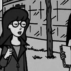 Meet your Posher, Leslie